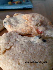 Cookies purée d'amandes goji | lespapillesdejulie.com